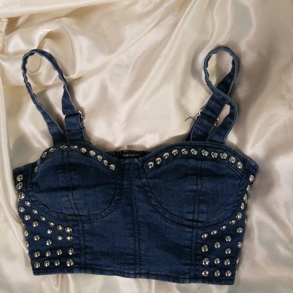 FOREVER 21 Rocker Denim Studded Crop Top